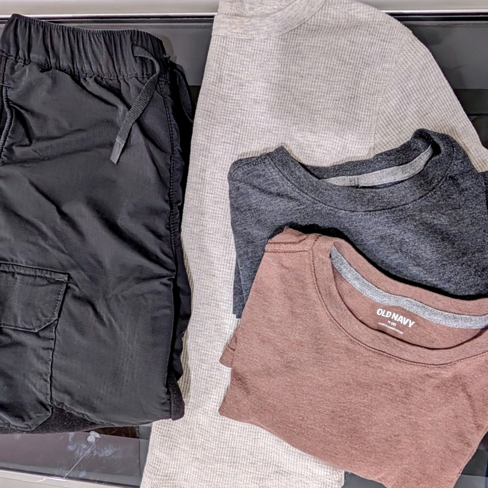 Old Navy Gray and Brown Shirts with Black Cargo Pants